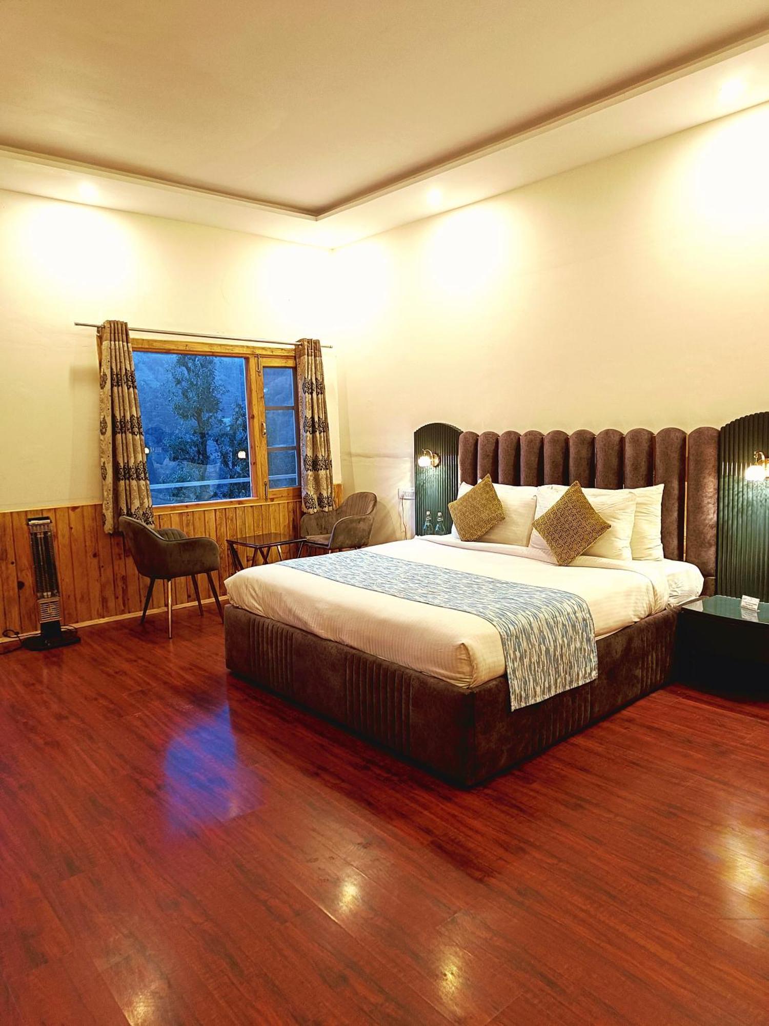 Aaroham Resort Shimla ! Luxury Cottage By Aamod Group Room photo